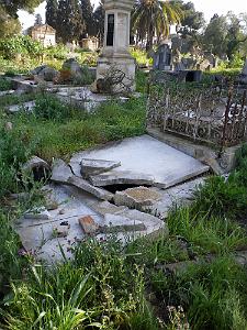 CIMETIERE DE TAMAZOUHET D ORAN EN MARS 2012  (90)